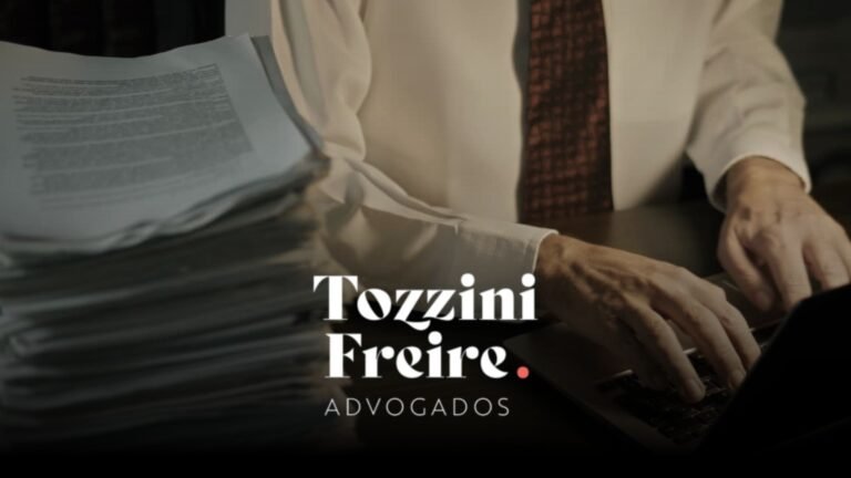 como-e-trabalhar-no-tozzinifreire-advogados